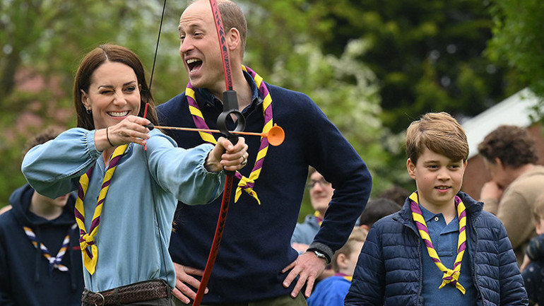 Kanser teşhisi konan Charles ilk kez görüntülendi… Her şeyi unutmaya hazır: Yeter ki oğullarım barışsın