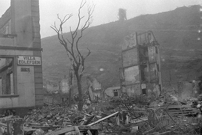 2,5 kilometrekarelik ada bir imparatorluğun başına dert oldu... Sonunda çözümü havaya uçurmakta buldular