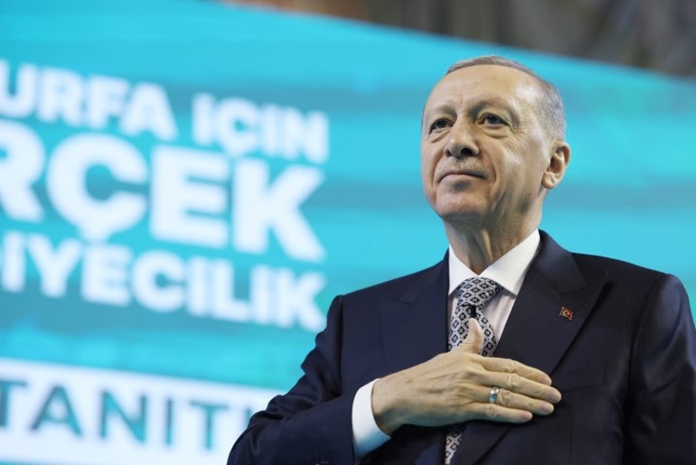 AK Parti Şanlıurfa ilçe belediye başkan adayları tanıtıldı... Cumhurbaşkanı Erdoğandan CHPye eleştiri: Bir iç savaş yaşıyorlar