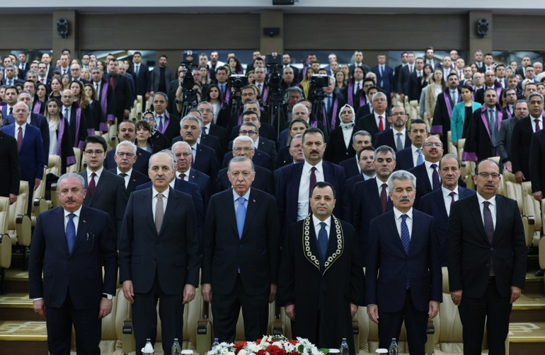 Anayasa Mahkemesi Başkanı Arslan: AYM kararları kesin olup, gerçek ve tüzel kişileri bağlar