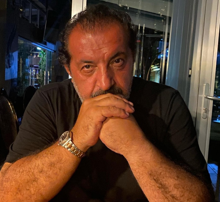 Babam öldüğünde acaba üzülecek miyim diyordum... Ünlü şef Mehmet Yalçınkayadan itiraf