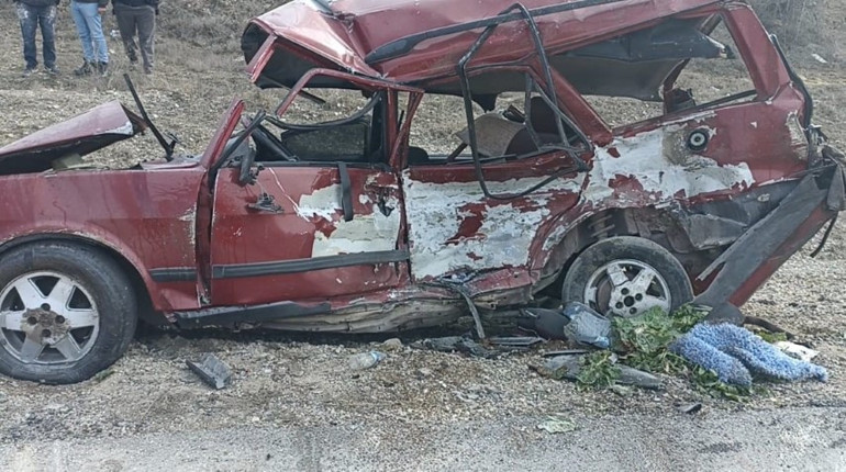 Ankarada feci kaza: 4 ölü, 2 yaralı