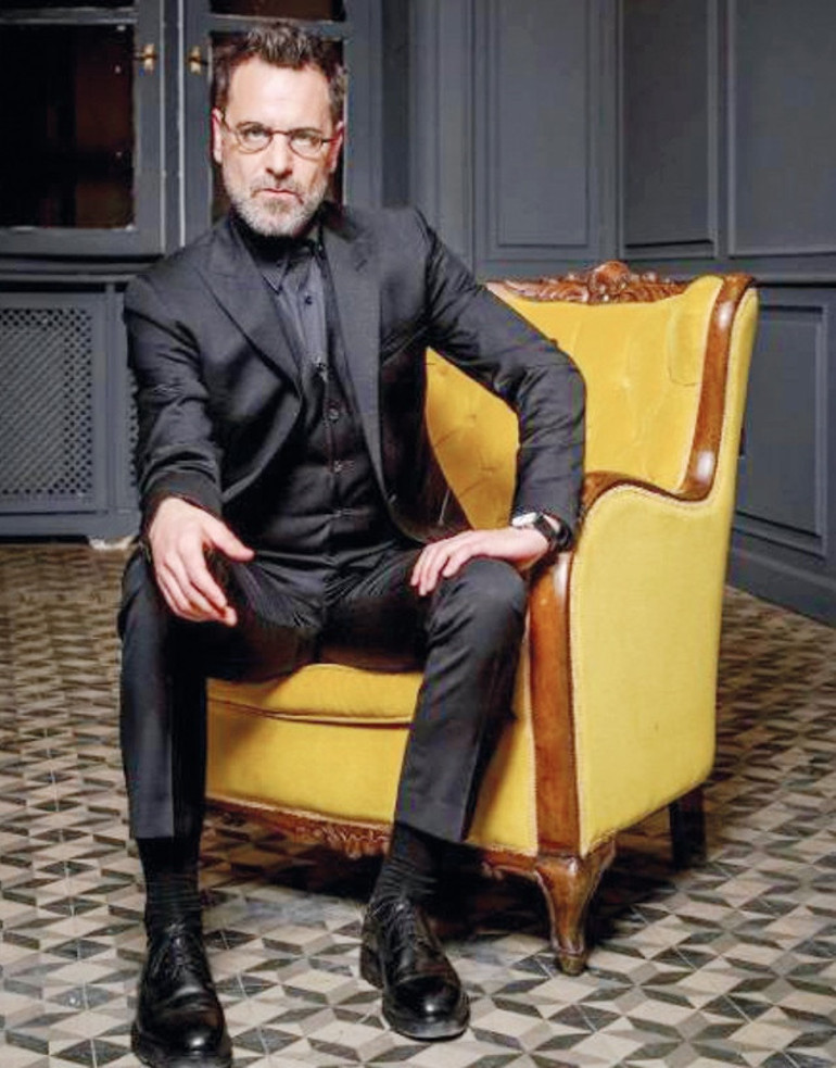 Rami Malek İstanbul’dan ‘çarık’ aldı