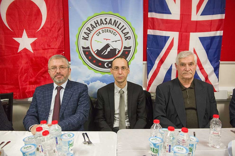 Deprem kurbanları Londra’da anıldı