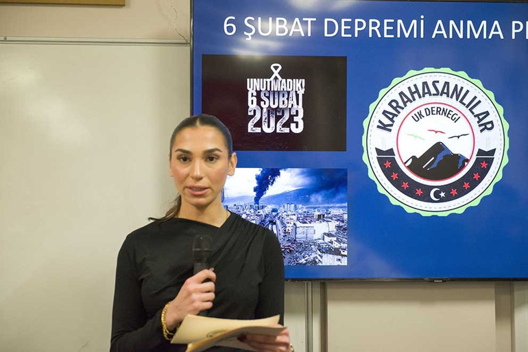 Deprem kurbanları Londra’da anıldı