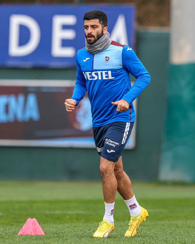 Trabzonsporda kadro dışı bırakılan Umut Bozok: Sakat numarası yaptığımı düşündüler