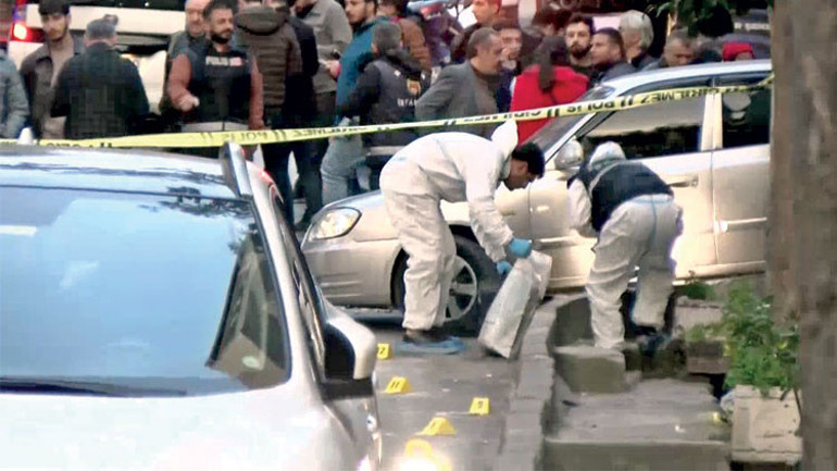 AK Parti seçim çalışmasına silahlı saldırı