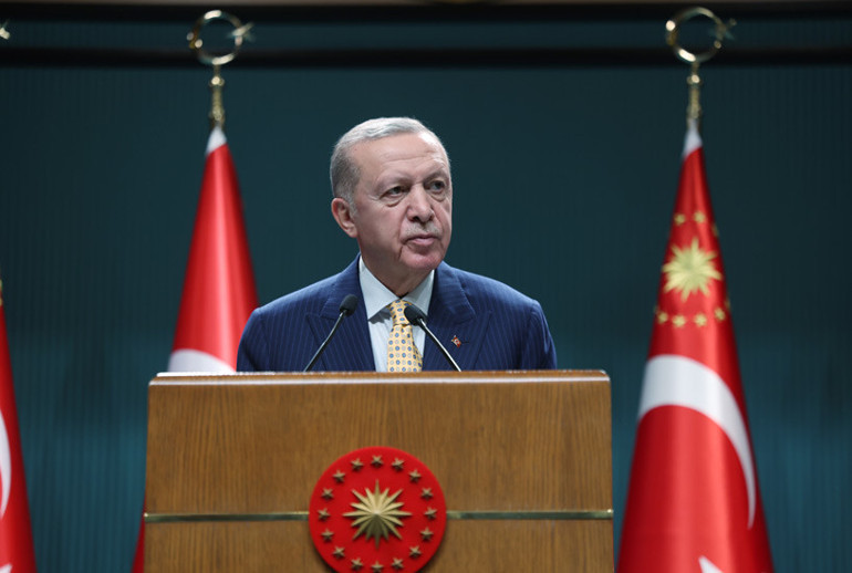 Son dakika haberi... Cumhurbaşkanı Erdoğan: Bu milleti sırtından hançerleyenlerin devri kapandı