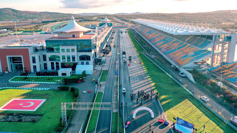 İstanbul Park ihalesi için ‘düzenli yarış’ şartı: Formula’yı getiren pisti kapar