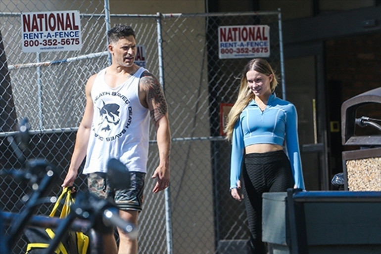 Çocuk istediği karısı hayır deyince ardına bakmadan boşanmıştı… Ailesini genç sevgilisiyle kuracak