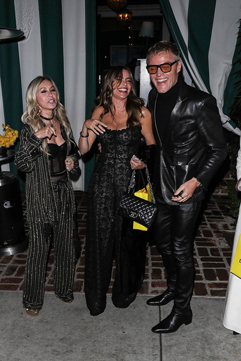 Çocuk istediği karısı hayır deyince ardına bakmadan boşanmıştı… Ailesini genç sevgilisiyle kuracak