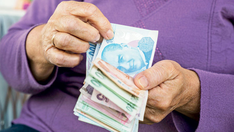 Emeklinin bayram ikramiyesi ne kadar artacak