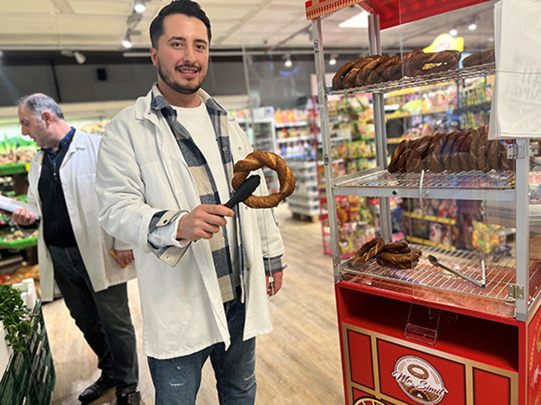 Almanların vazgeçilmezi: Türk simidi