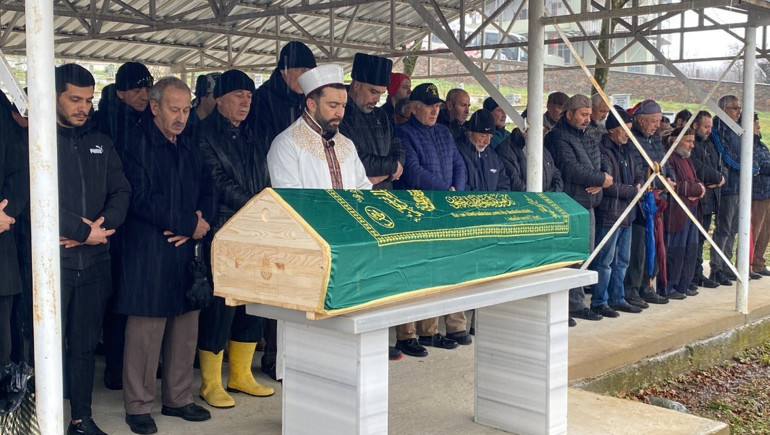 Erkan Özermana veda... Cenazesi memleketi İzmite götürüldü