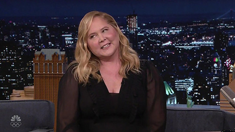 Herkes ünlü yıldızın yüzüyle alay etmişti: Altından ciddi bir hastalık çıktı