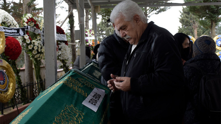 Sevda Ferdağa veda...Sanatçı dostları yalnız bırakmadı