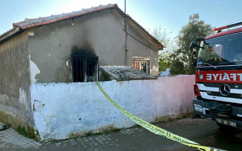 Elektrikli battaniyeden çıkan yangında feci şekilde can verdi