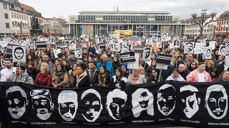 Tek suçları göçmen olmaktı