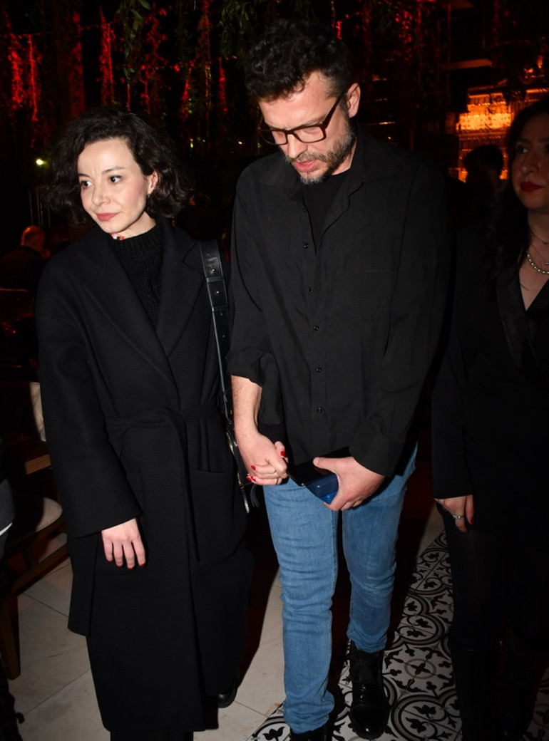 10 yıldır ilk kez birinin elini tuttum