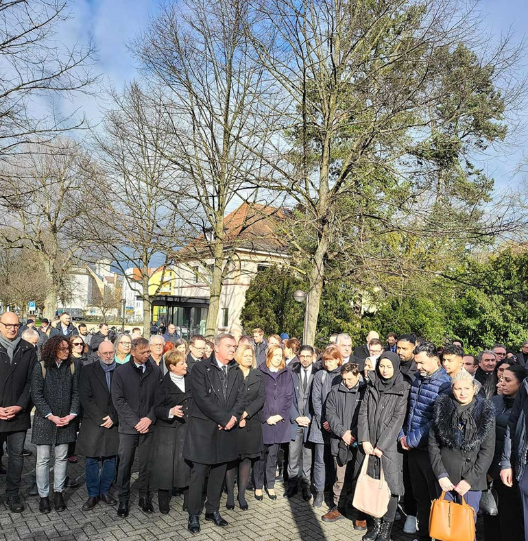 Hanau kurbanları iki ayrı törenle anıldı