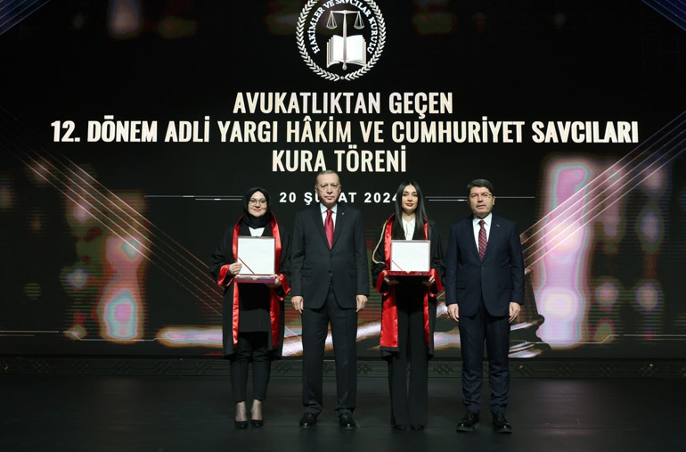 FETÖ’den ihraç hakimlere iade kararı... Cumhurbaşkanı Erdoğan: Danıştay’ın kararı tartışmalı