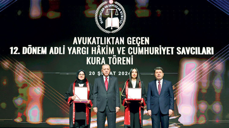 Yüksek yargı kurumları arasında taraf değil hakemiz