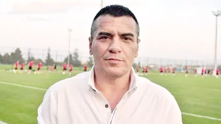 ‘Flört’ cezası ikiye böldü