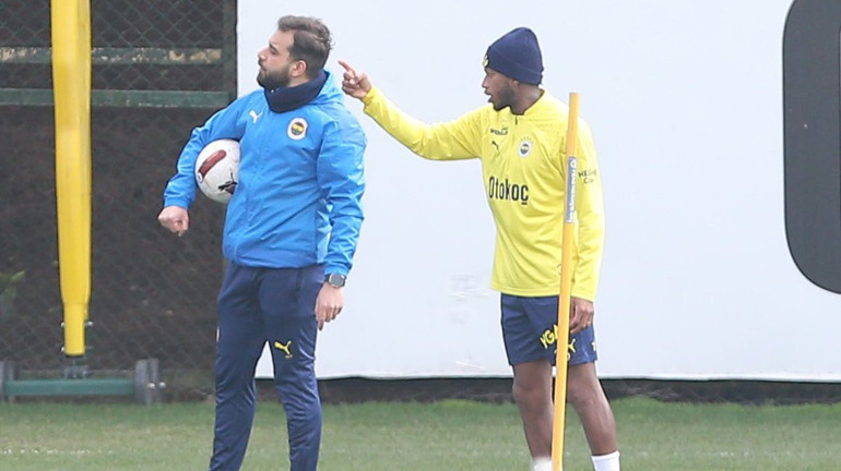 Fenerbahçede Edin Dzeko gelişmesi Kasımpaşa maçı öncesi...