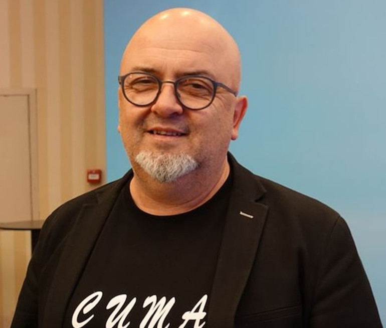 Aslıhan Doğan Turanın 42 bin liralık tüylü terlikleri