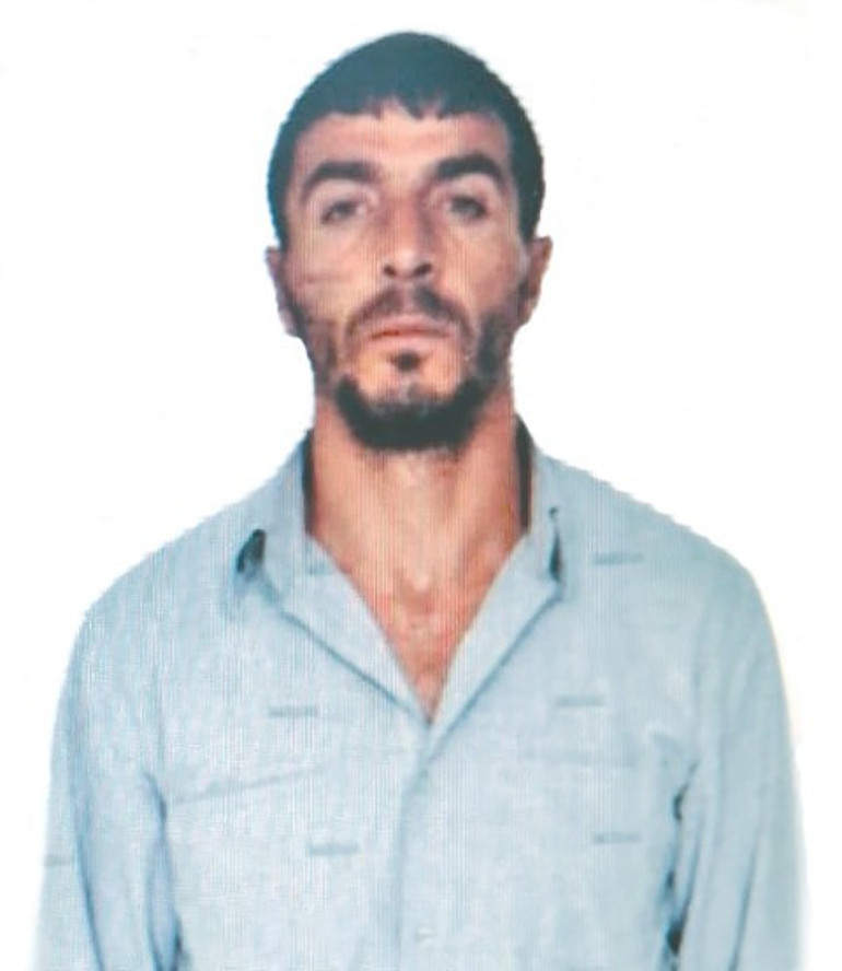 Eşinin cezaevinden firar edip vurduğu Elif, hayatını kaybetti Cenazede yürek yakan görüntü