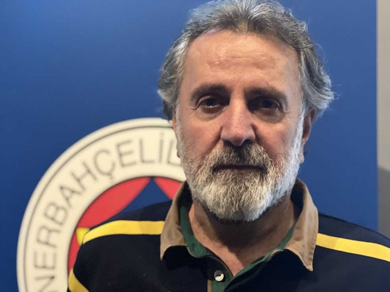 ‘Zaferin Rengi Sarı Lacivert’ Köln’de izleyiciyle buluştu