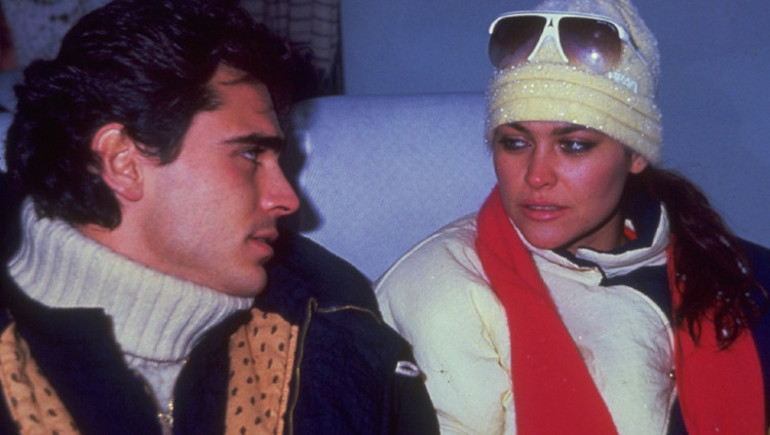 Nermin Bezmenden kaybettiği eşi Tolga Savacıya: Hani onlar gibi yaşlanacaktık, el ele...