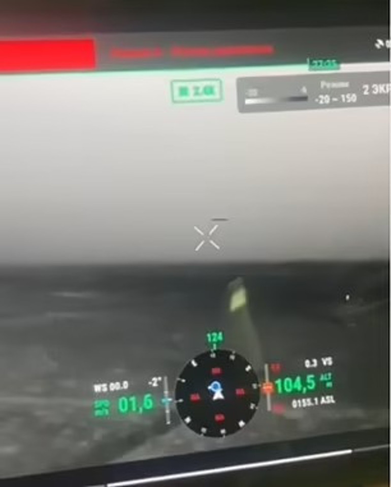 Sosyal medya bu görüntüleri konuşuyor: Savaş alanında ortaya çıktı... Ukrayna birlikleri UFOyu saniye saniye filme aldı