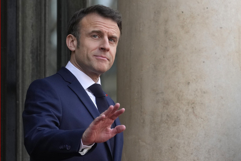 Macron Avrupaya liderlik etmek istiyor ama kendi ülkesi de Avrupalı ortakları da rahatsız