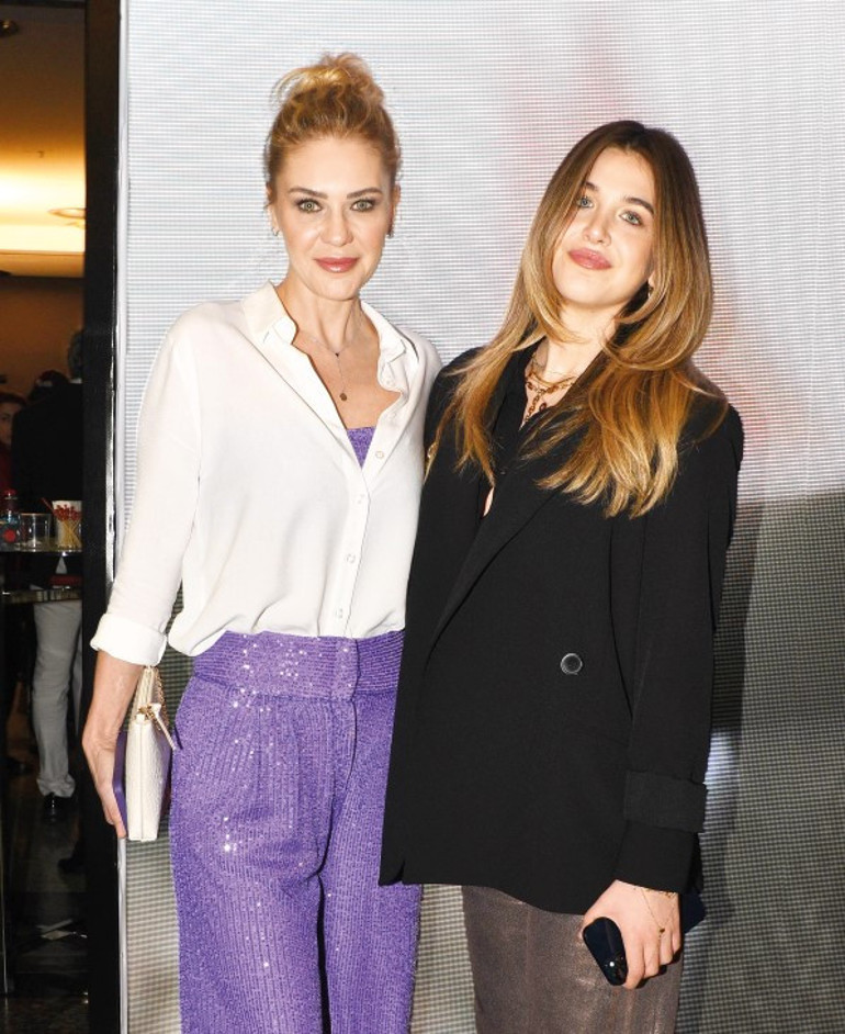 Ünlü oyuncunun kızı boyuna yetişti: Arkadaş gibiyiz