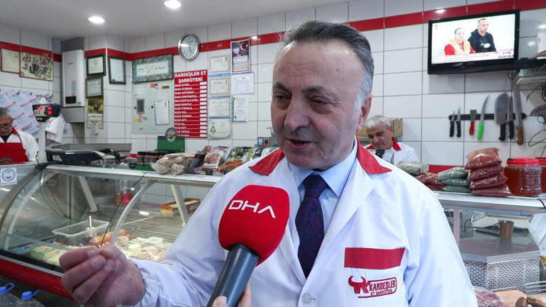 Görüntüler sosyal medyada çok konuşulmuştu... Uzman isim uyardı: Sucuktaki hileye dikkat
