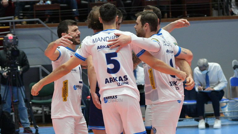 Arkas Spor, 13 yıl sonra Avrupa’da finalden oldu