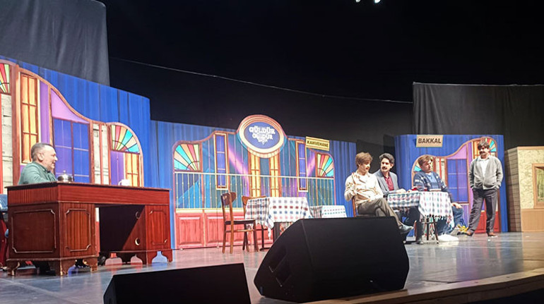 ‘Güldür Güldür Show Londra’da ile kahkaha tufanı
