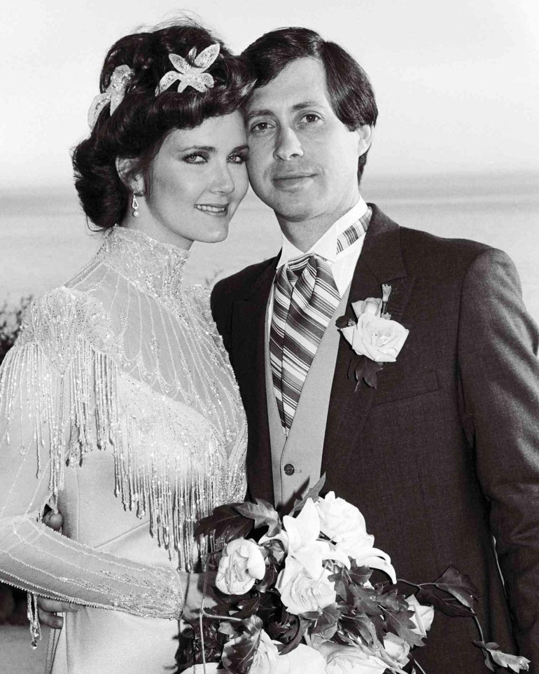 Uğruna Hollywood şöhretini elinin tersiyle itmişti...Ünlü yıldız kocasının ölüm acısını yıllardır atlatamadı: Onu düşünmeden geçen günüm yok