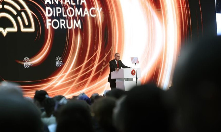 Gazzede garantörlüğe hazırız Cumhurbaşkanı Erdoğan: Batılı güçler iki yüzlü politikalarıyla dökülen kana ortak oluyor