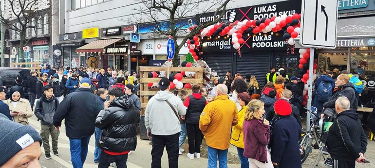 ‘Küçük İstanbul’a şube açtı