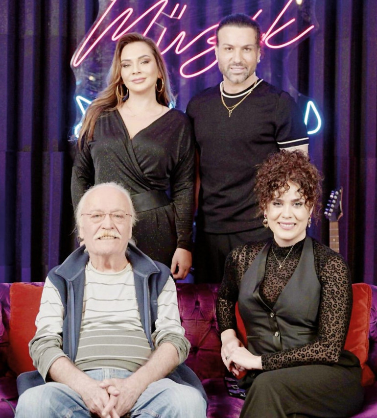 Cahit Berkay: Türkan Hanım’a hayrandım