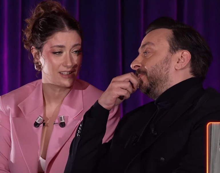 Hazal Kaya ve Ali Ataydan samimi açıklamalar... Düğün tarihini astrolog belirledi