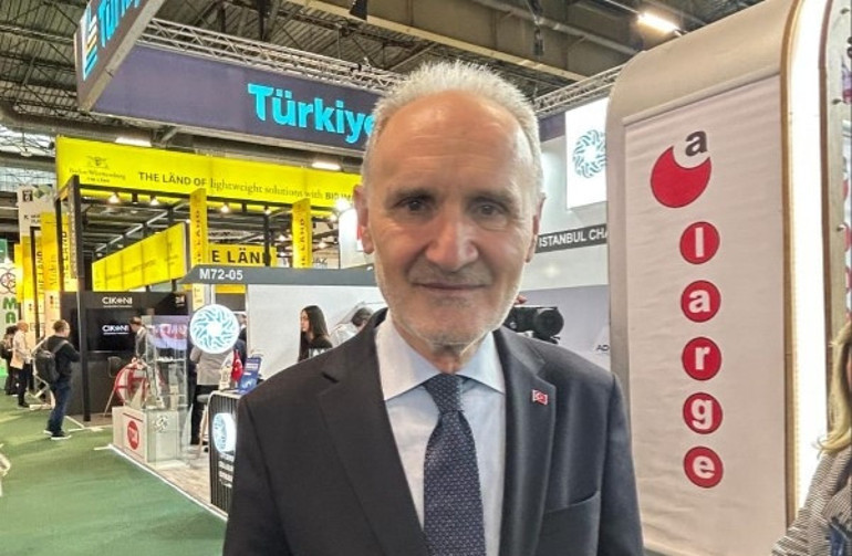 KAAN’ın da stratejik malzemesi olan Türk kompoziti Paris’te büyük ilgi gördü