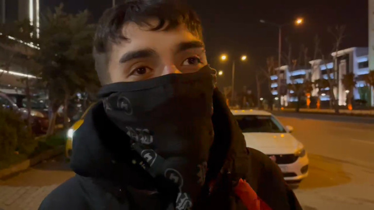 Bursada motosikletle polisten kaçtı Videosunu sosyal medyadan paylaştı... Çorbacıda yakalandı