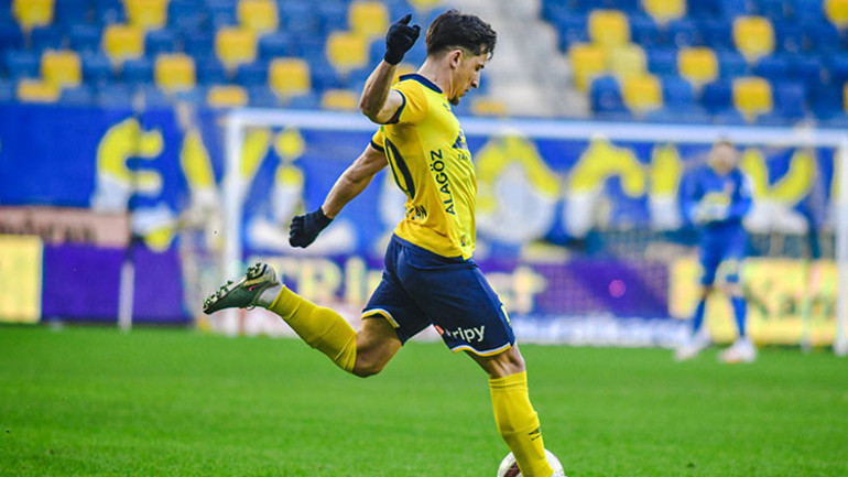 Emre Belözoğlunun Ankaragücü ve Galatasaray sözleri şaşırtmıştı Romanya Milli Takım Teknik Direktörü, Olimpiu Morutan için Türkiyeye geliyor...