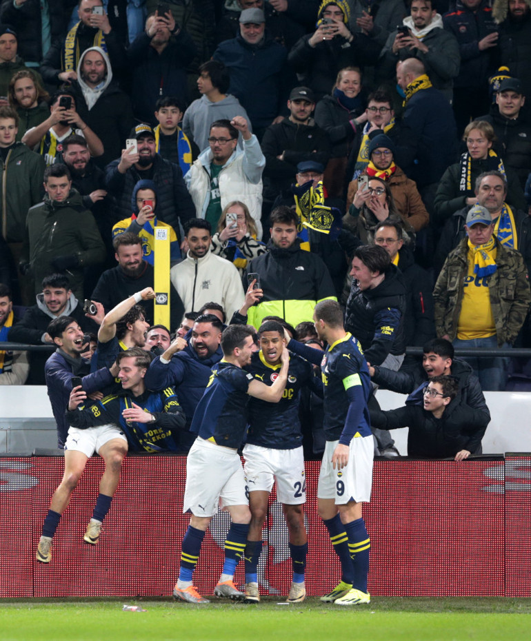 Avrupada Fenerbahçeden daha iyisi yok Union Saint-Gilloise galibiyetiyle gelen rekor ve 11 yıl sonra...