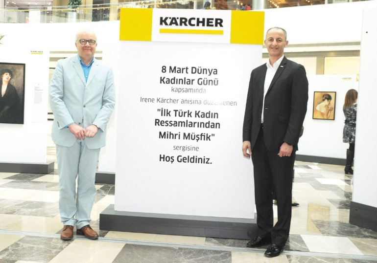 Yeni eşiyle kiraya çıktı