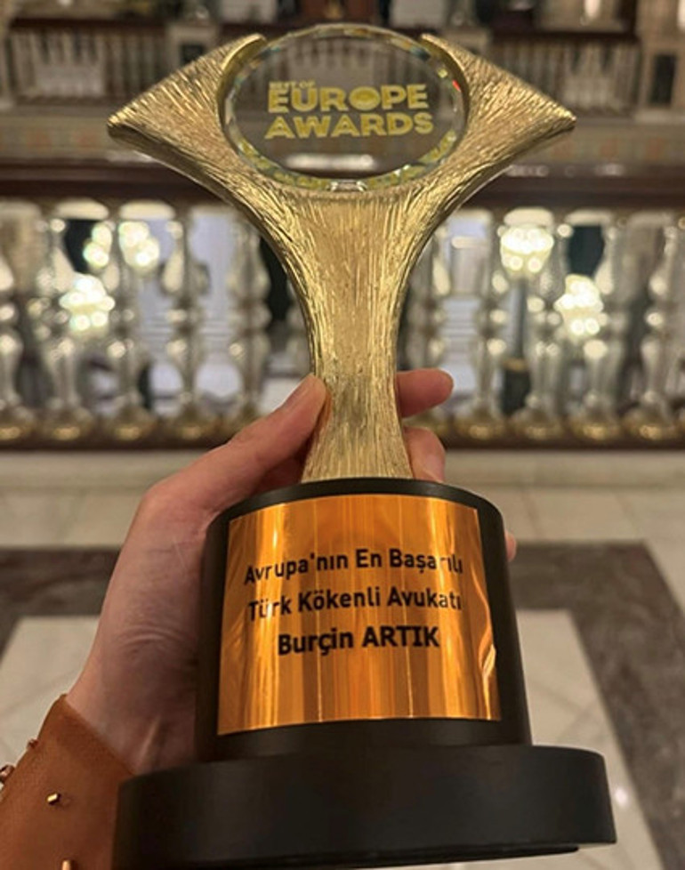 Burçin ‘Artık’ Avrupa’nın en iyi avukatı