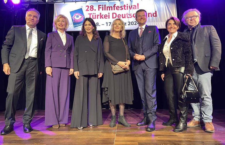 Türkiye-Almanya Film Festivali ‘Dirsek’le başladı
